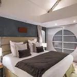 Chateau De Maraval 4* Cénac-et-Saint-Julien