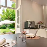 Chateau De Maraval 호텔 4*