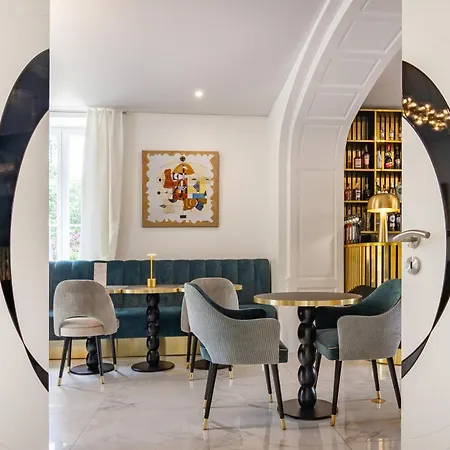Chateau De Maraval 4*