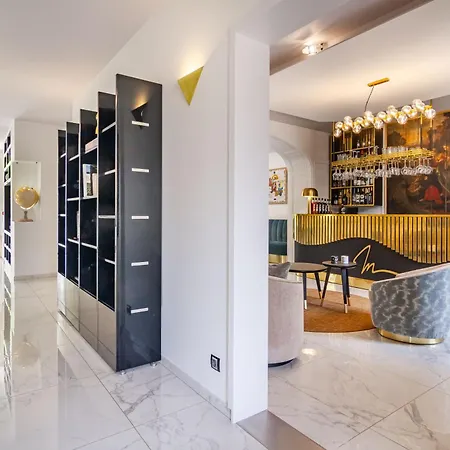 Chateau De Maraval Hotel