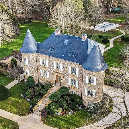 Chateau De Maraval 호텔 4*