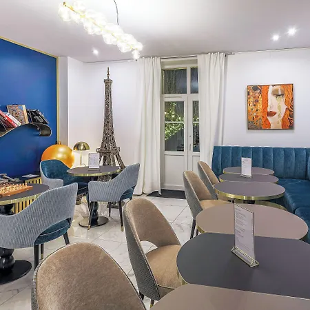 Chateau De Maraval 호텔 4*
