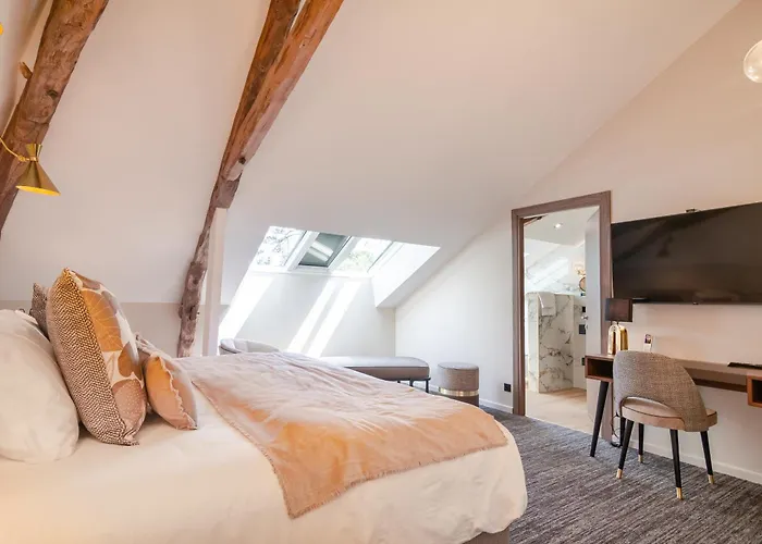 Chateau De Maraval Cénac-et-Saint-Julien