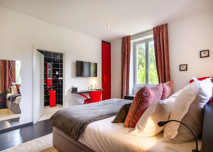 Hotel Chateau De Maraval