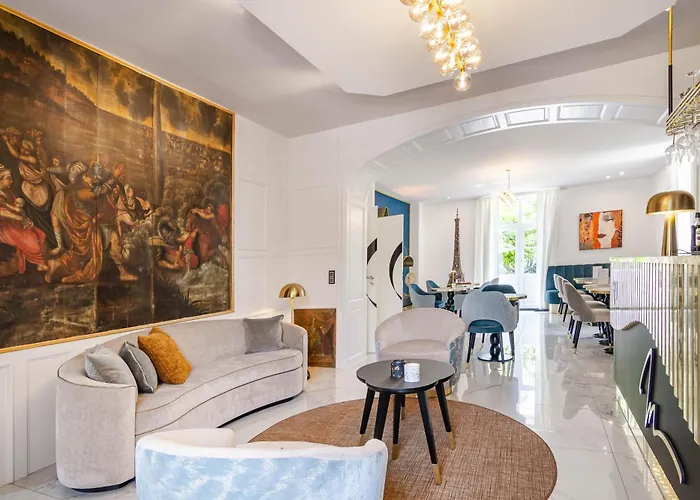 Chateau De Maraval Hotel 4*