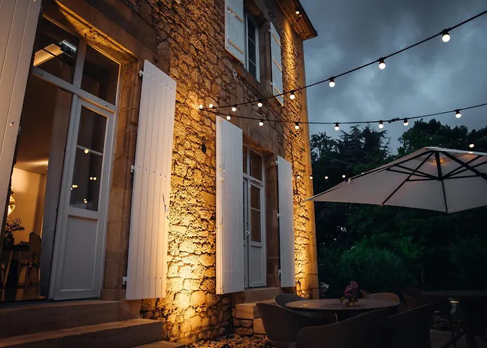 Chateau De Maraval Hotel 4*