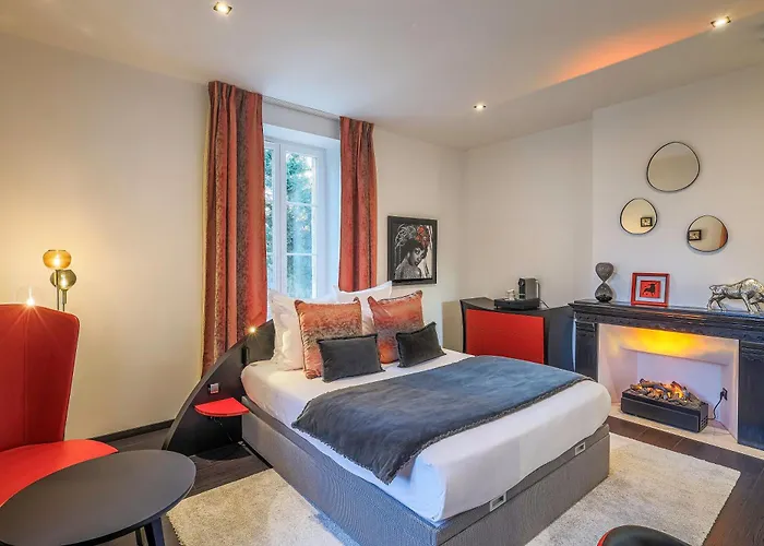 Chateau De Maraval Hotel 4*