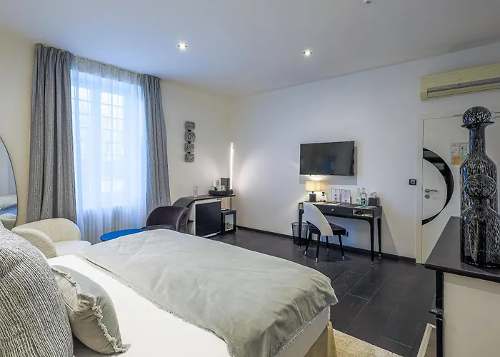 Chateau De Maraval Hotel