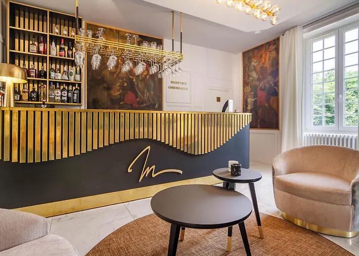 Chateau De Maraval Cénac-et-Saint-Julien