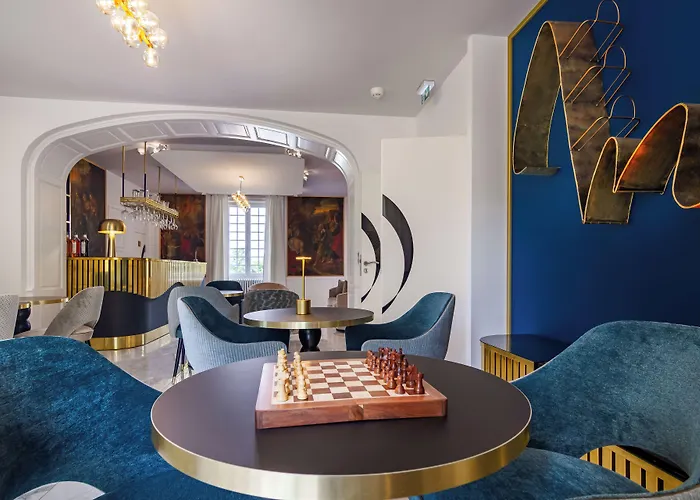 Chateau De Maraval Cénac-et-Saint-Julien