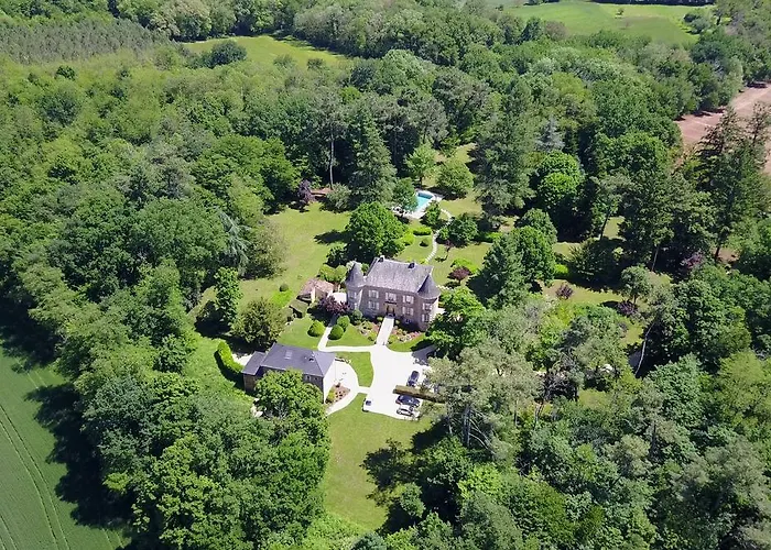 Chateau De Maraval Hotel